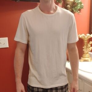 Theory Vince White Size Medium Tshirt